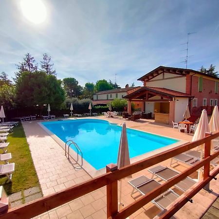 Agriturismo E Cantina La Sabbiona Faença Exterior foto