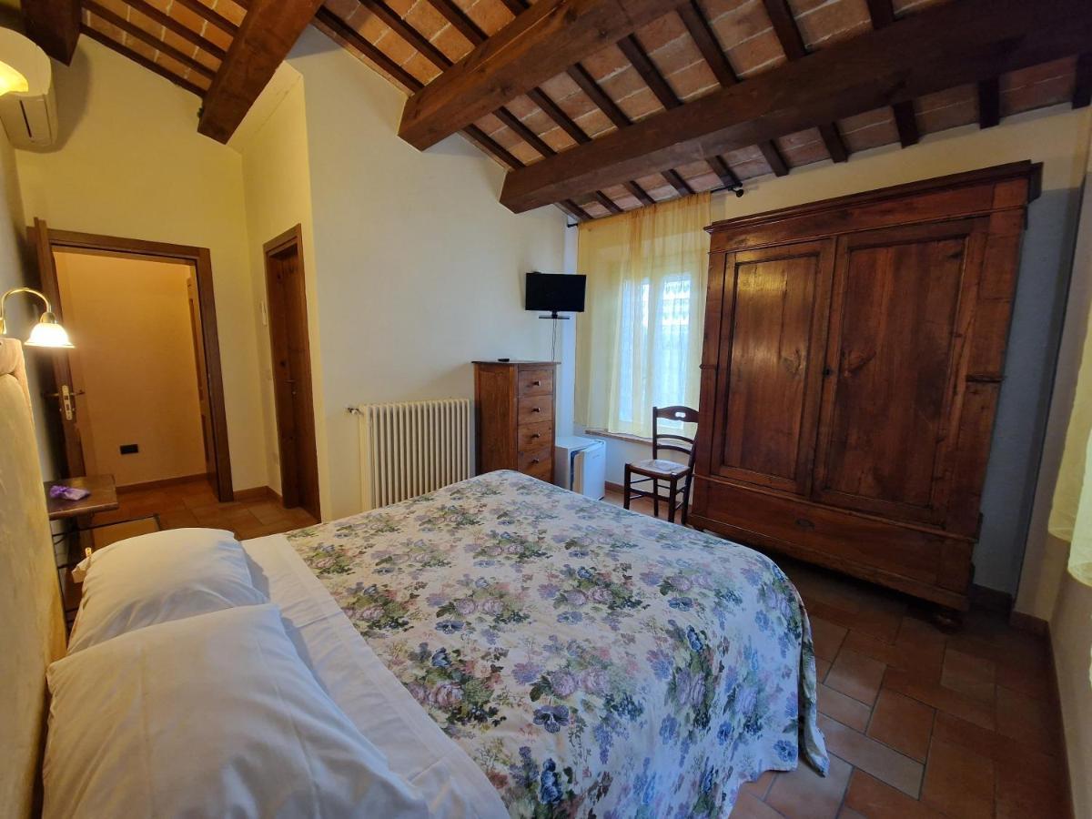 Agriturismo E Cantina La Sabbiona Faença Exterior foto
