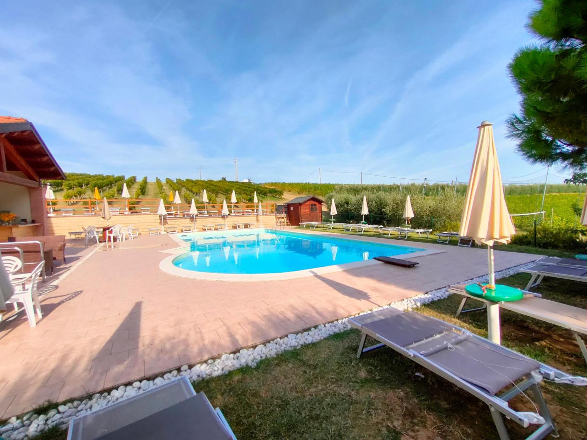 Agriturismo E Cantina La Sabbiona Faença Exterior foto