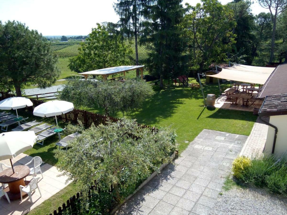 Agriturismo E Cantina La Sabbiona Faença Exterior foto